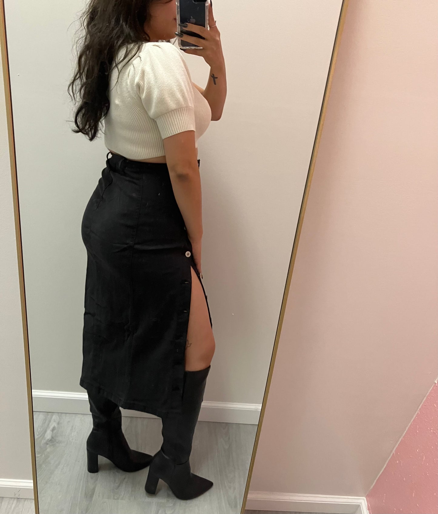 Sittin’ Pretty Denim Skirt (Black)